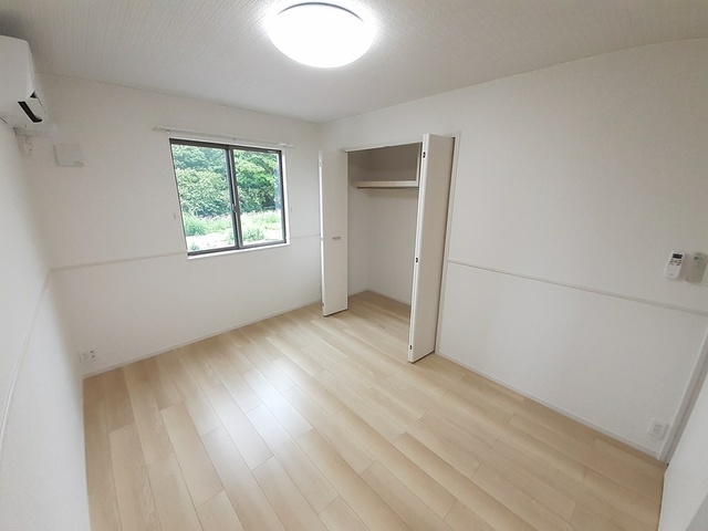 ヴィラ ハナブサ3番館